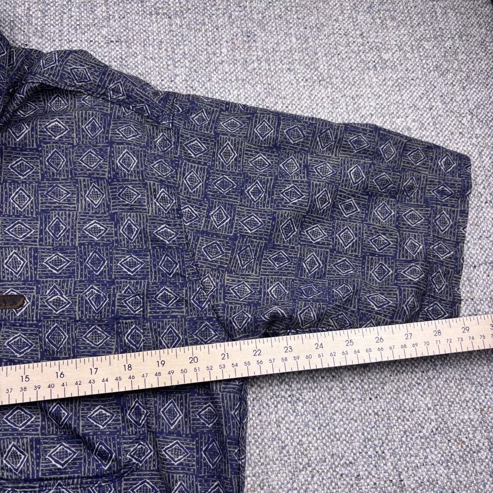 Woolrich Shirt Mens Medium Made in USA Geometric Diamond Short Sleeve Button Up - Picture 5 of 7